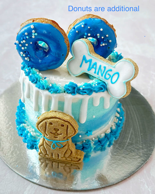 Half kg cake with donuts 🍩