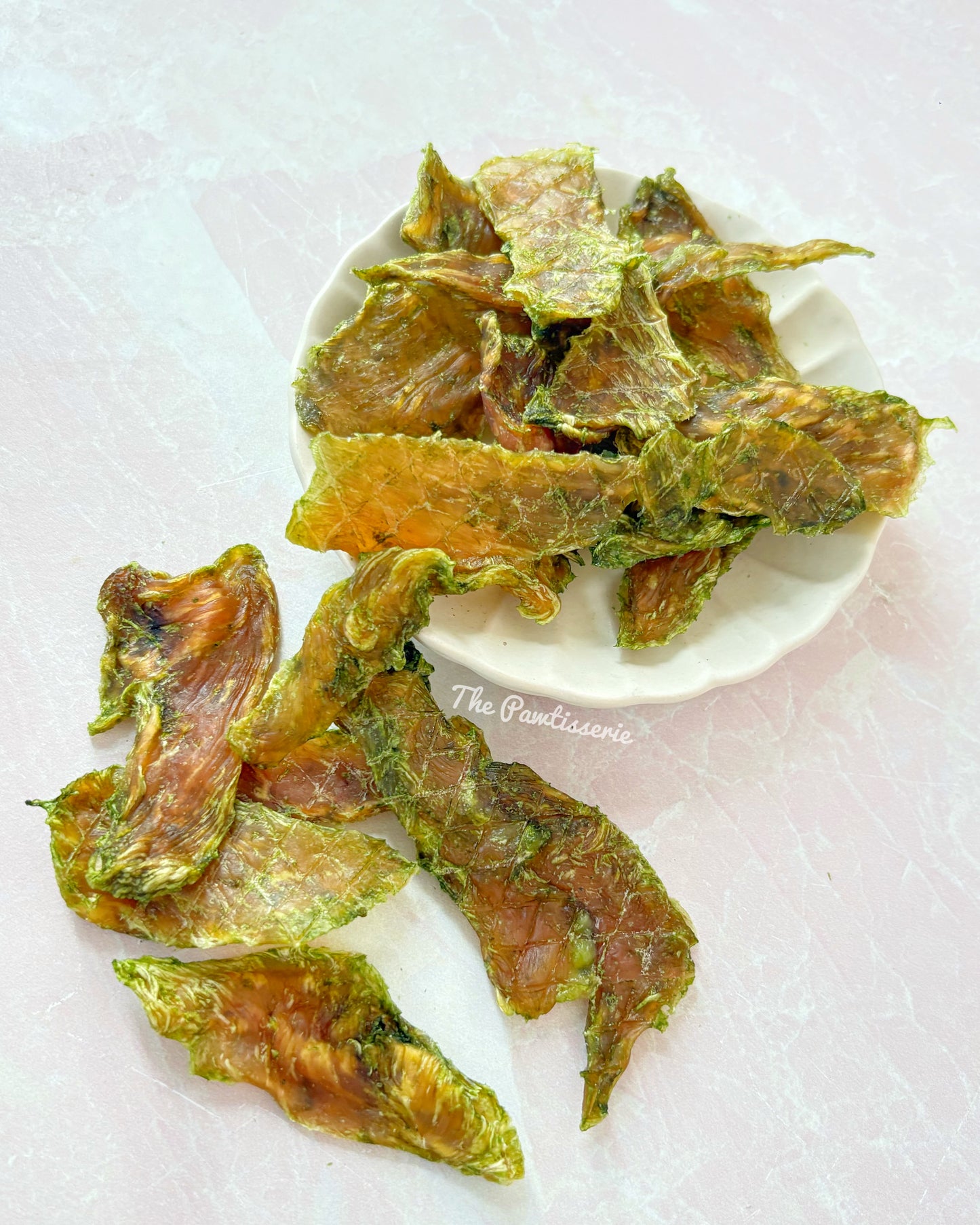 Spinach chicken jerky